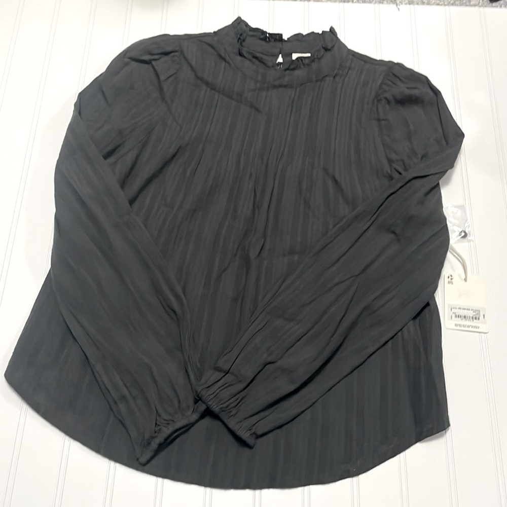 a.n.a x-small pirate black long sleeve dressy blouse